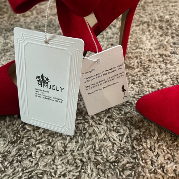 Sz EU 40 MM July red heels - Picture 2 of 3